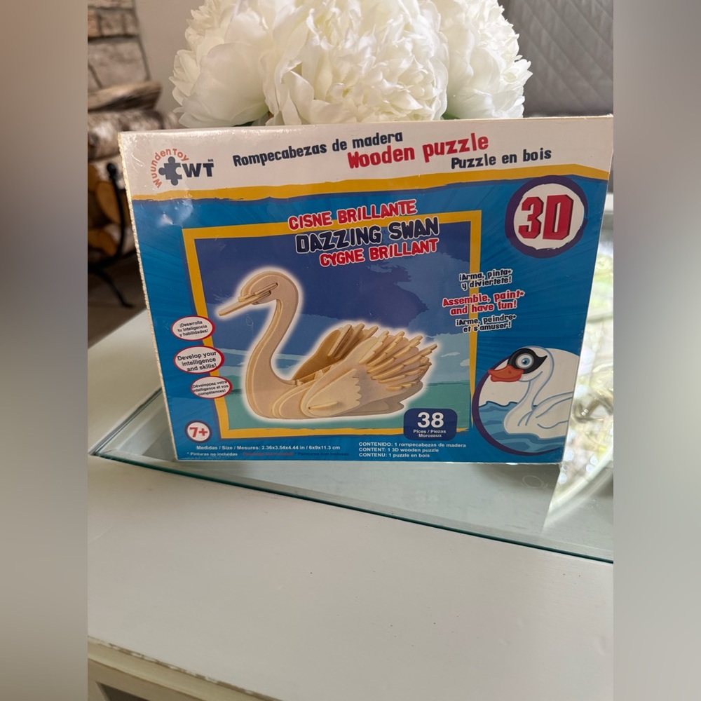 3D Wooden Puzzle Dazzling Swan (New)